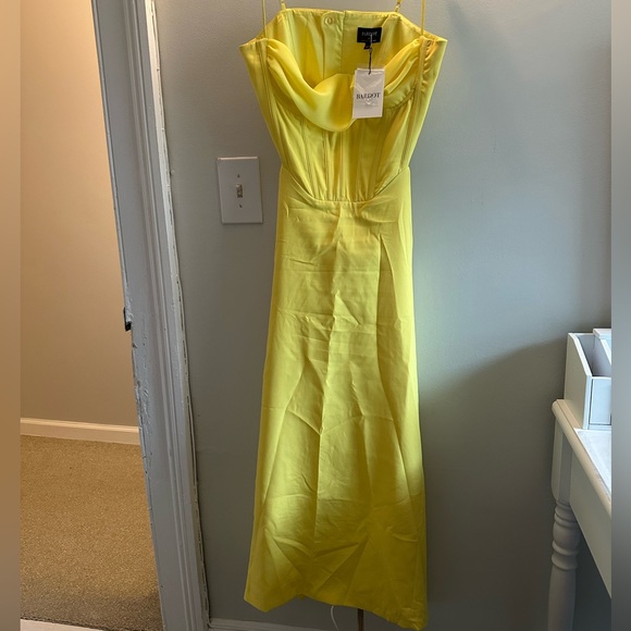 Bardot Limoncello Midi Martini Dress, Size Medium, US6 NWT - Picture 3 of 11